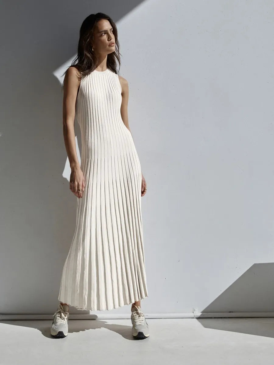 Women Y2k Pleated Ribbed Knit Long Dress Casual Sleeveless Ruched Swing Dress Elegant Vintage Slim Fit Tank Summer Dress 2000s